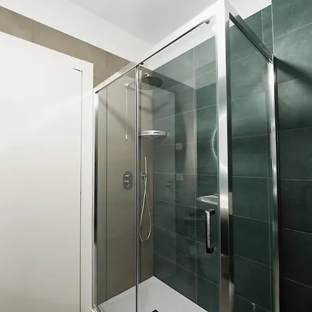 Design - Via Genova 58 דירה *