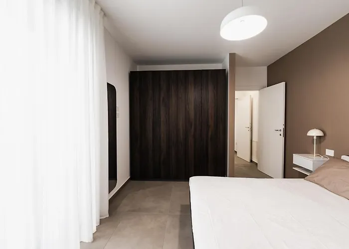 شقة Pescara Inn Design Apartment - Via Genova 58 *